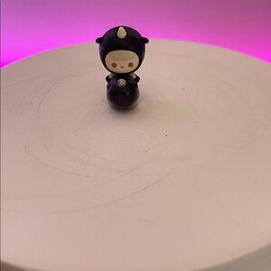 Lucky bean Cute pucky Figurine in Black and White one of the secrets NWT